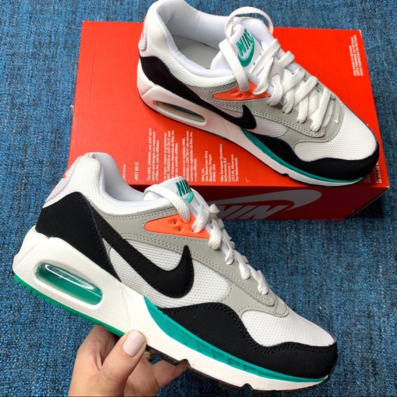 NIB Nike Air Max Correlate Sneakers Green Mango